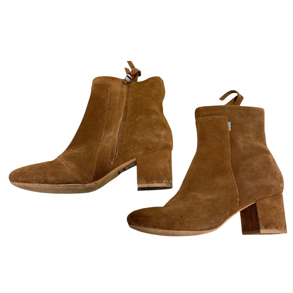 Toms Ankle Boots Womens 8.5 Brown Evie Zippered 2 1/2" Heel Suede Feel - Read